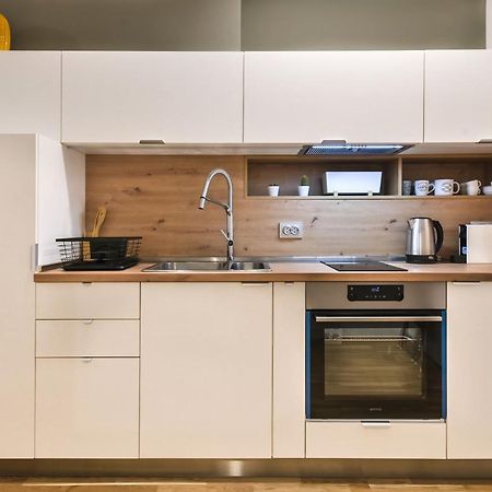 סופיה Pieces Of Nature In A Stylish One-Bedroom Flat By Flat Mаnager מראה חיצוני תמונה
